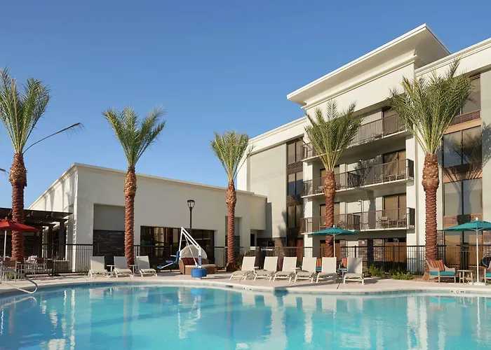 Hampton Havasu Hotel 3*