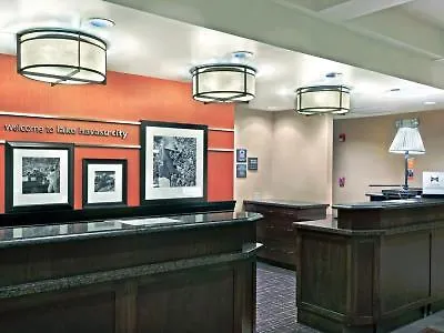 Hampton Havasu Hotel